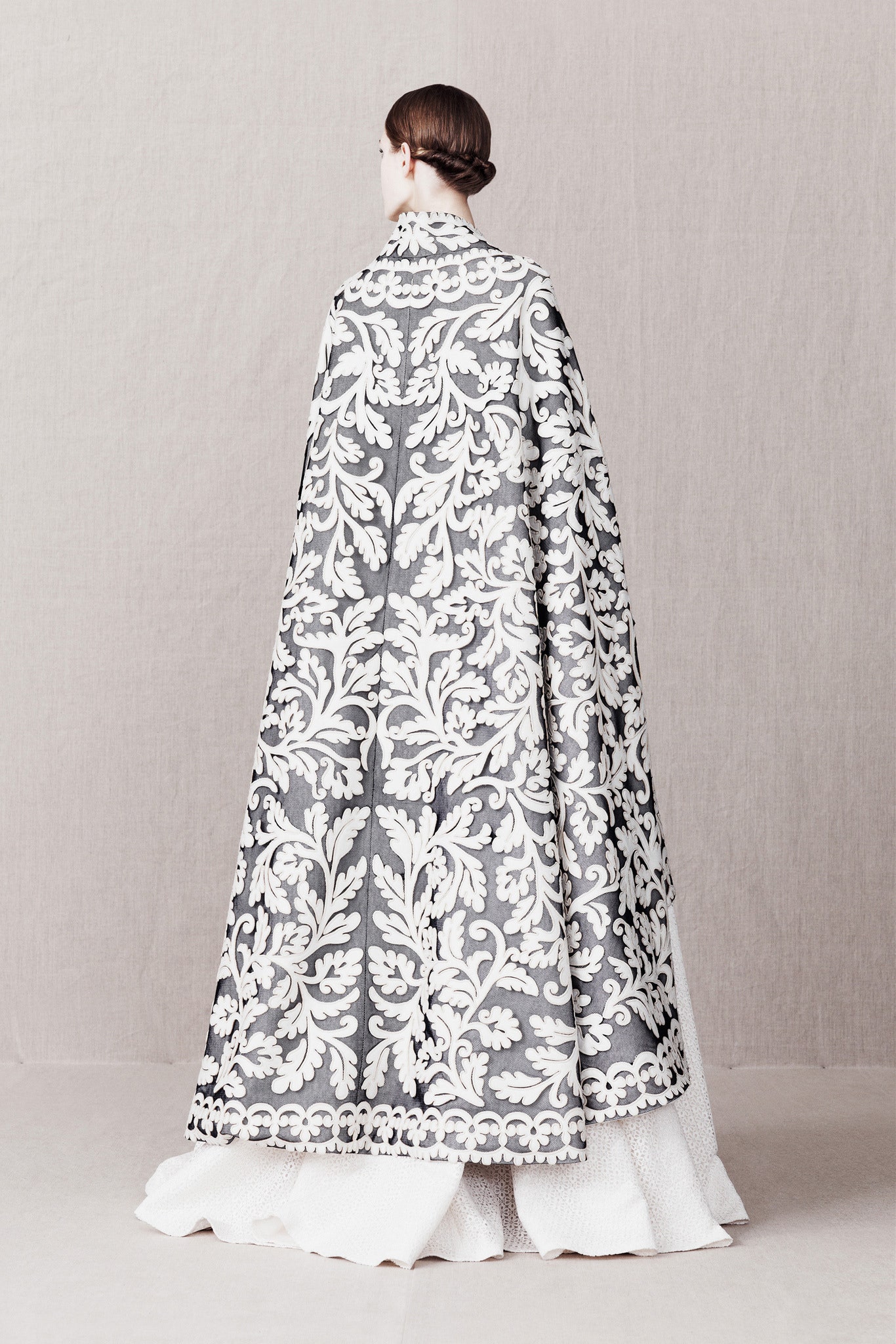 gray silk long-sleeve collared relaxed embroidered cape