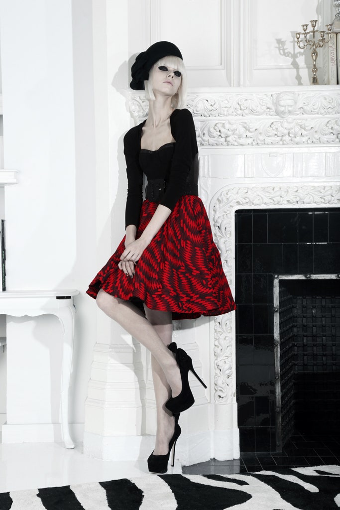 red fitted pleated a-line short skirt