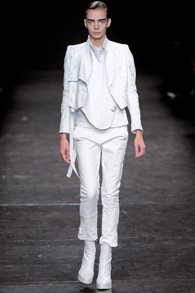 white leather slim zippered pants