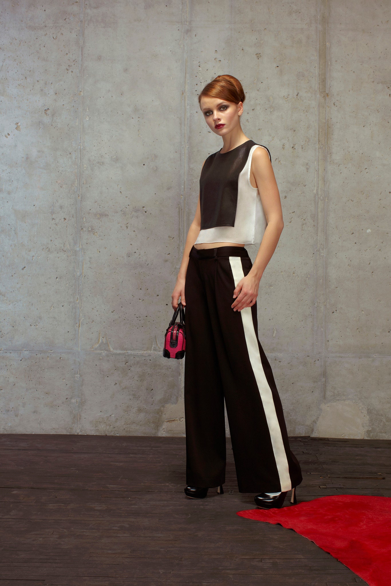 color-blocked fitted top with relaxed pants