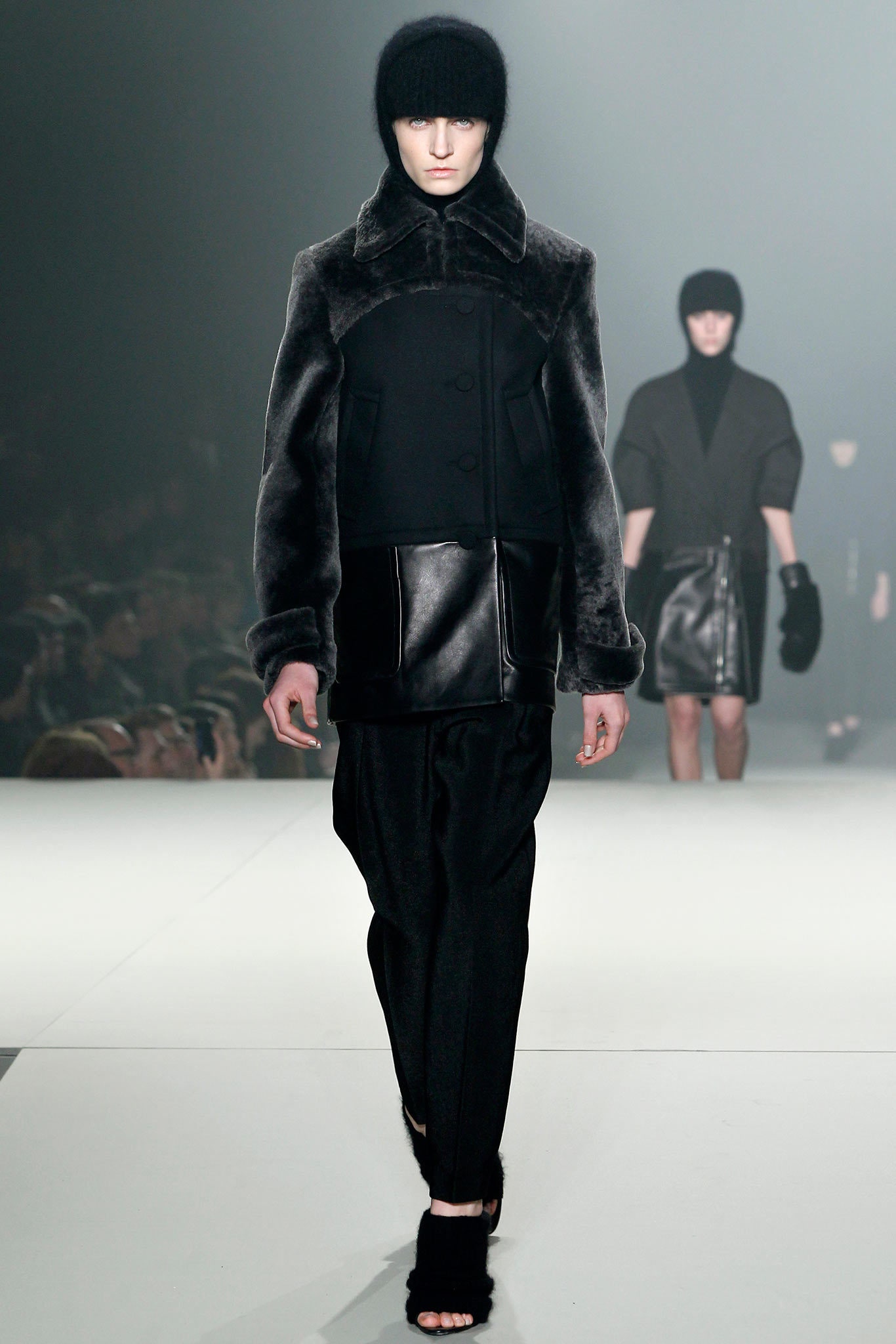 black fur long-sleeve collared fitted buttoned layered coat