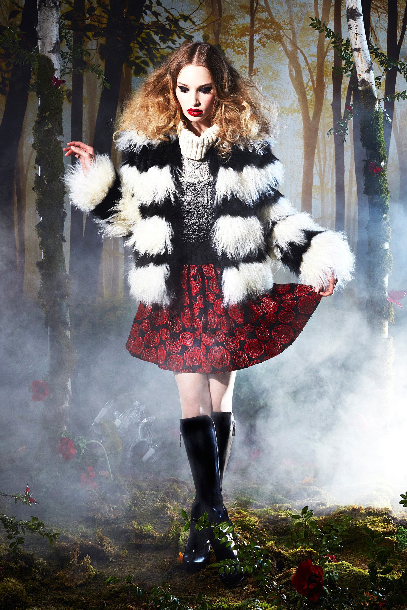 faux-fur coat with flared skirt