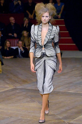 black and white pleated blazer and pencil skirt