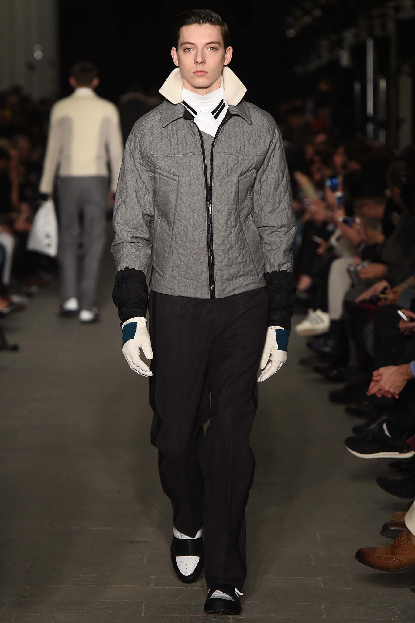 gray cotton long-sleeve collared fitted zippered quilted jacket