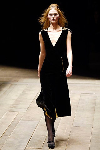 fitted black velvet dress