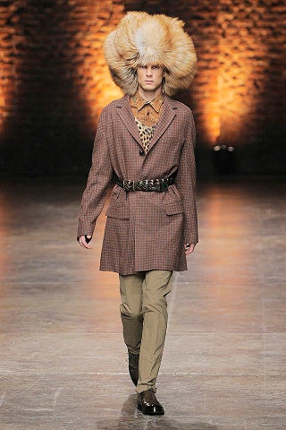 brown tailored coat with fur hat