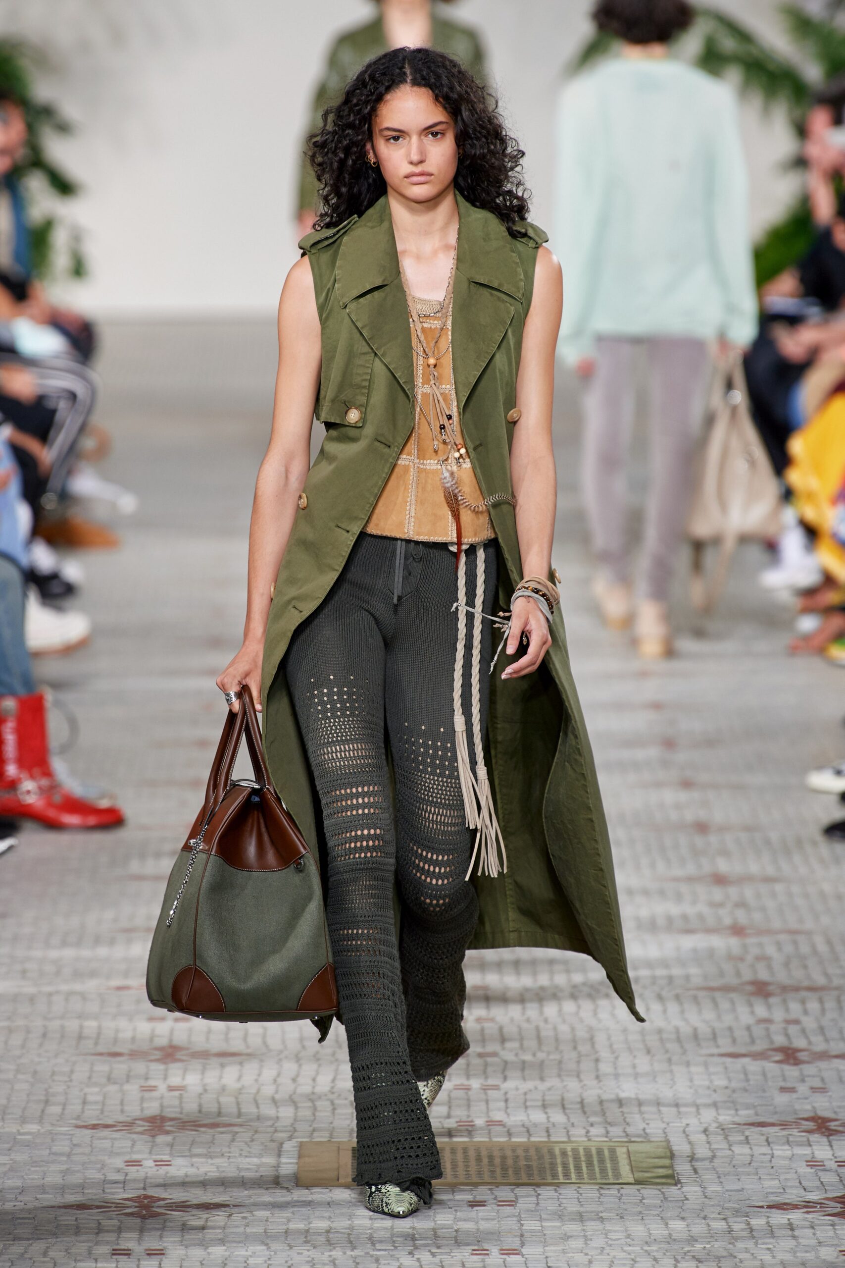 brown leather sleeveless v-neck fitted zippered vest