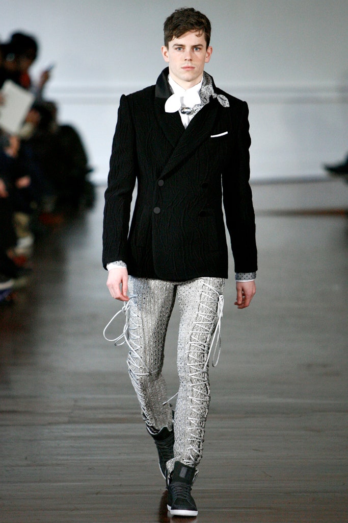 black cotton long-sleeve collared tailored textured blazer