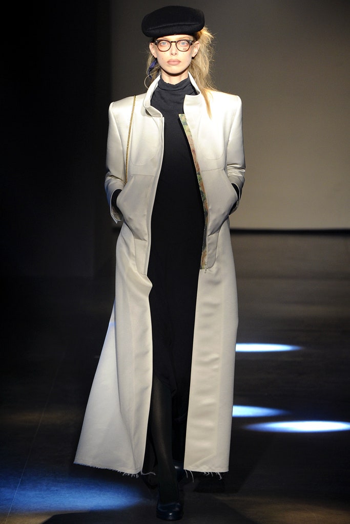 white wool long-sleeve collared fitted straight-leg pockets coat