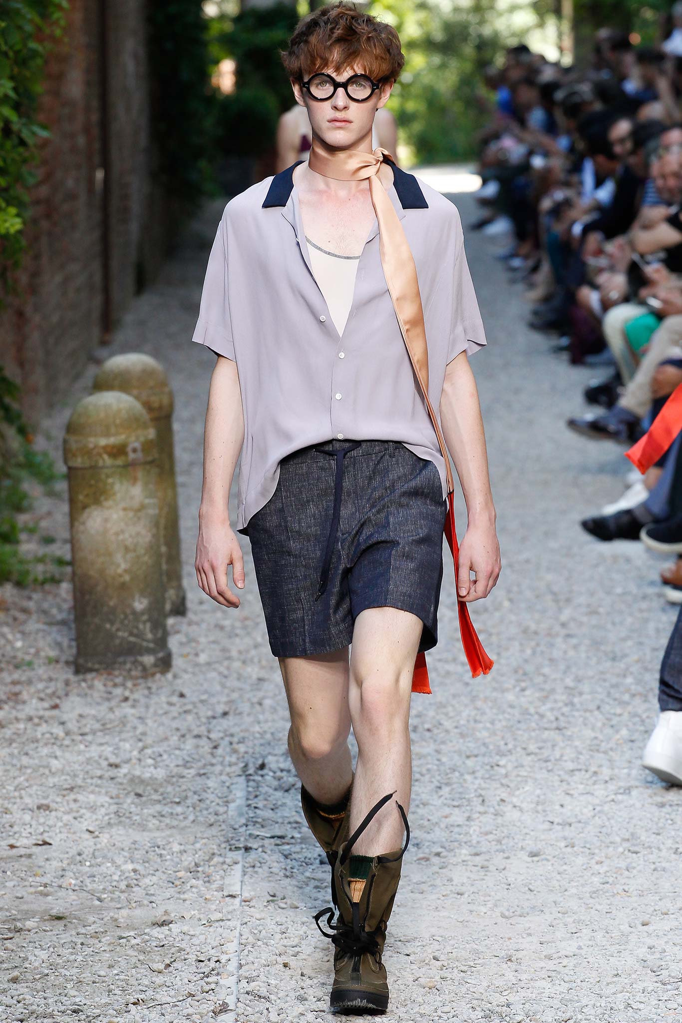 gray relaxed shirt with blue shorts