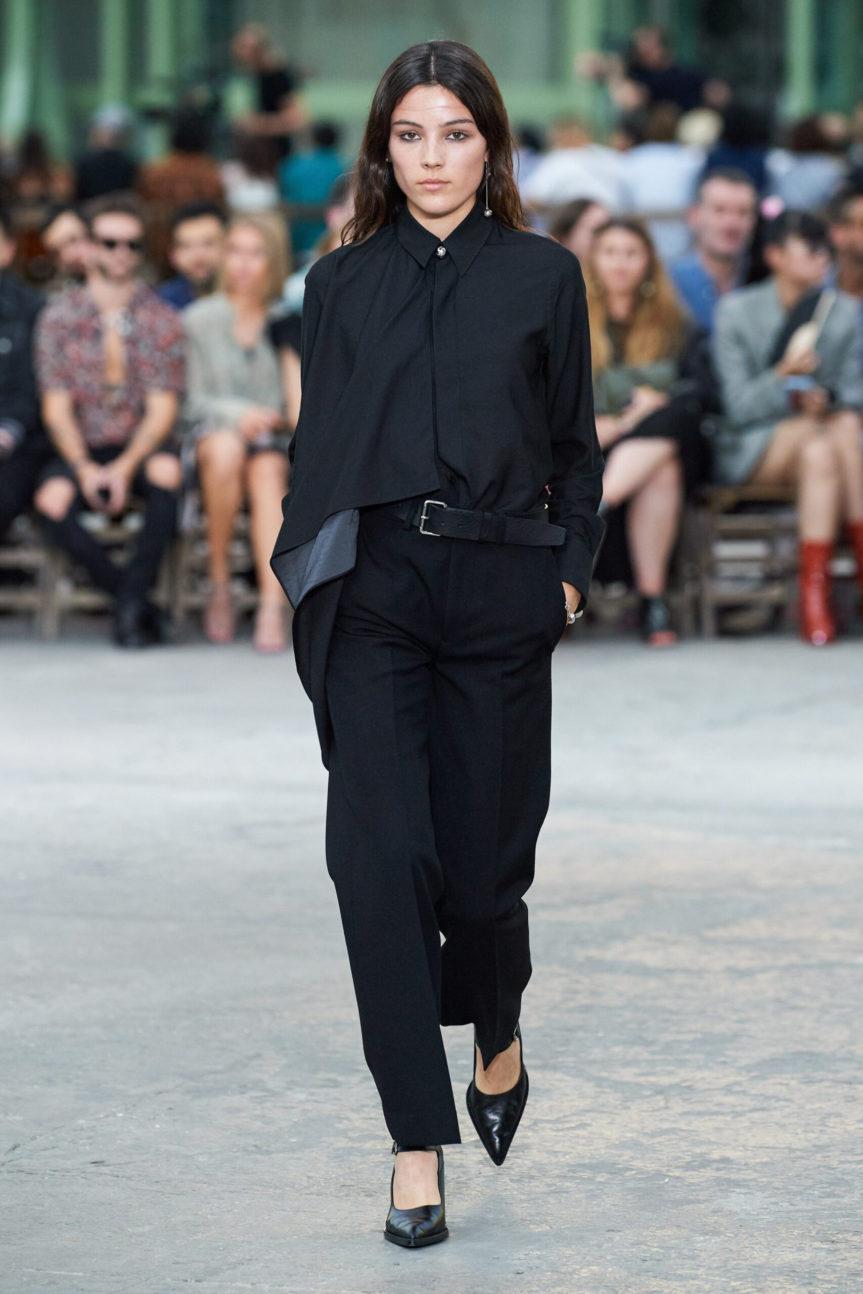 black long-sleeve collared fitted shirt