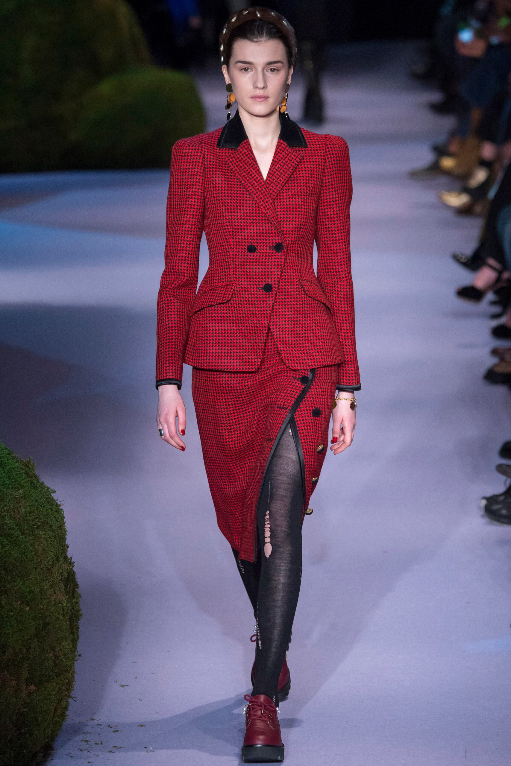 red wool long-sleeve collared tailored checked buttoned blazer