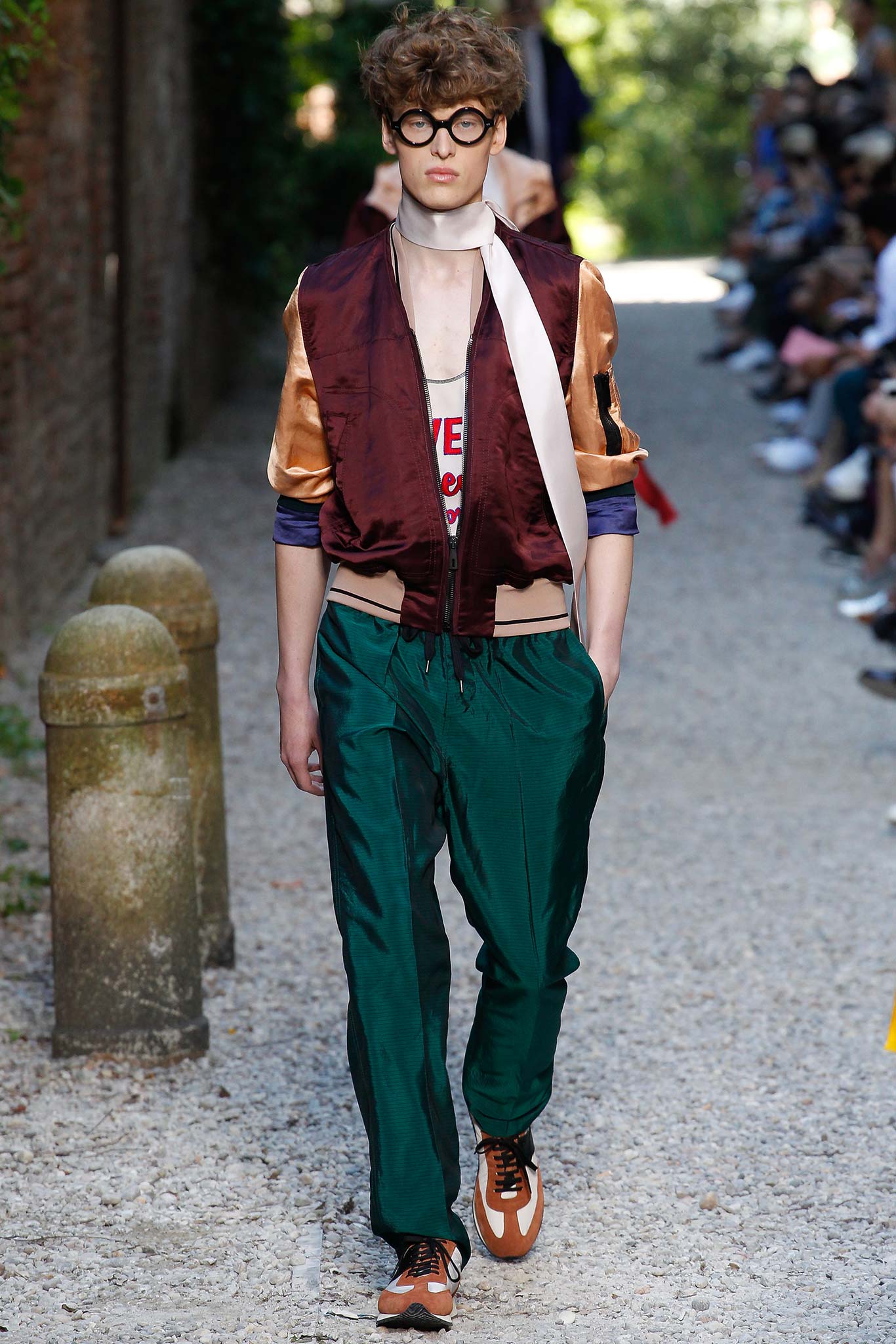 brown and orange color-blocked jacket