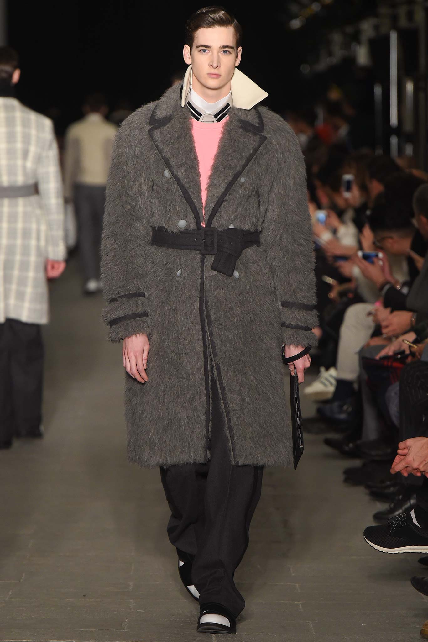 gray faux-fur long-sleeve collared relaxed belted coat