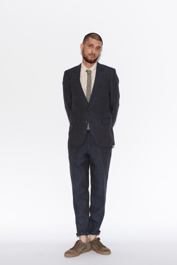 blue denim long-sleeve collared tailored buttoned suit
