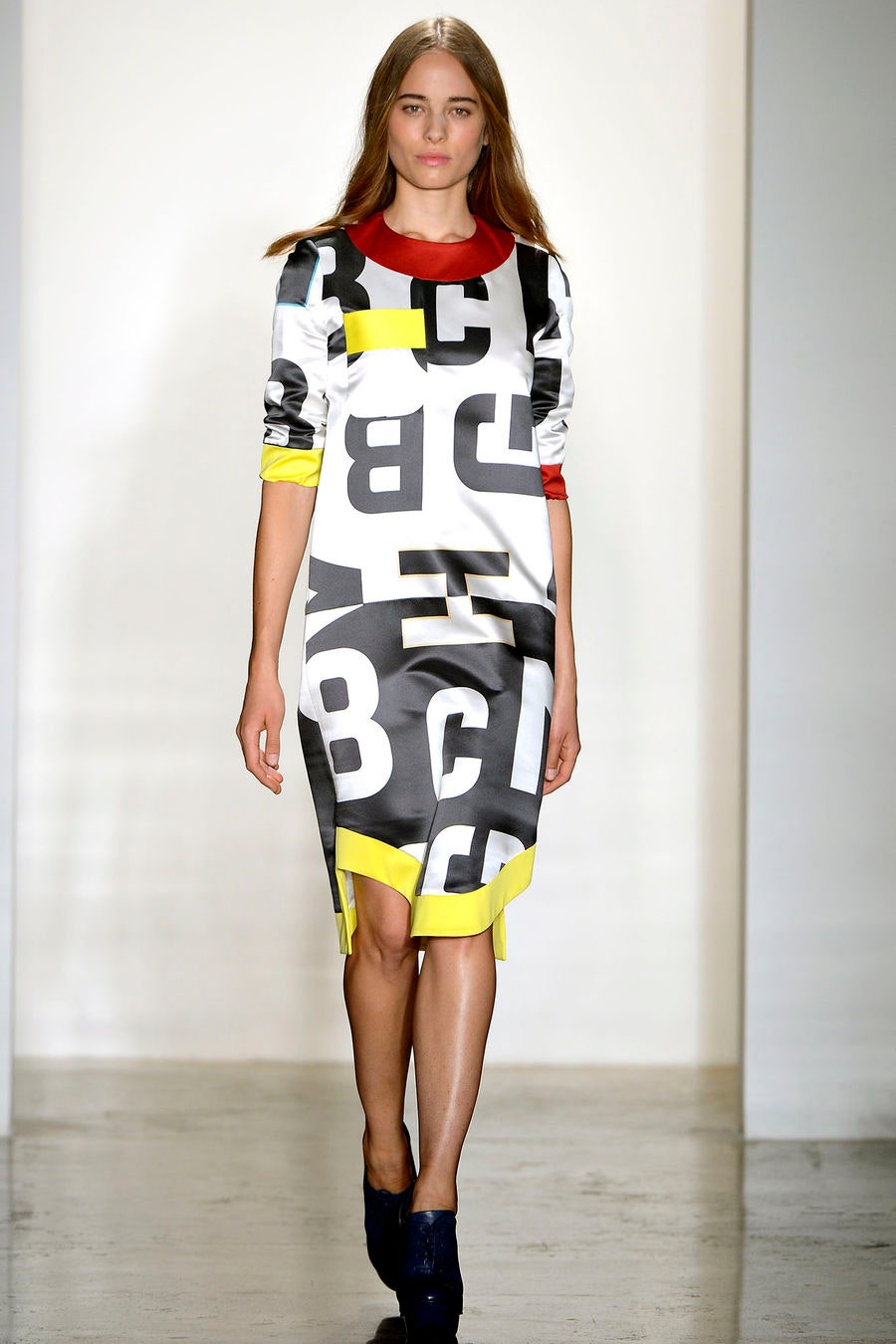 relaxed printed midi dress