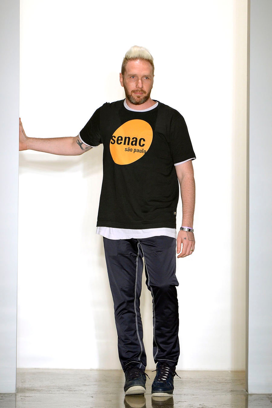 blue relaxed straight-leg pants