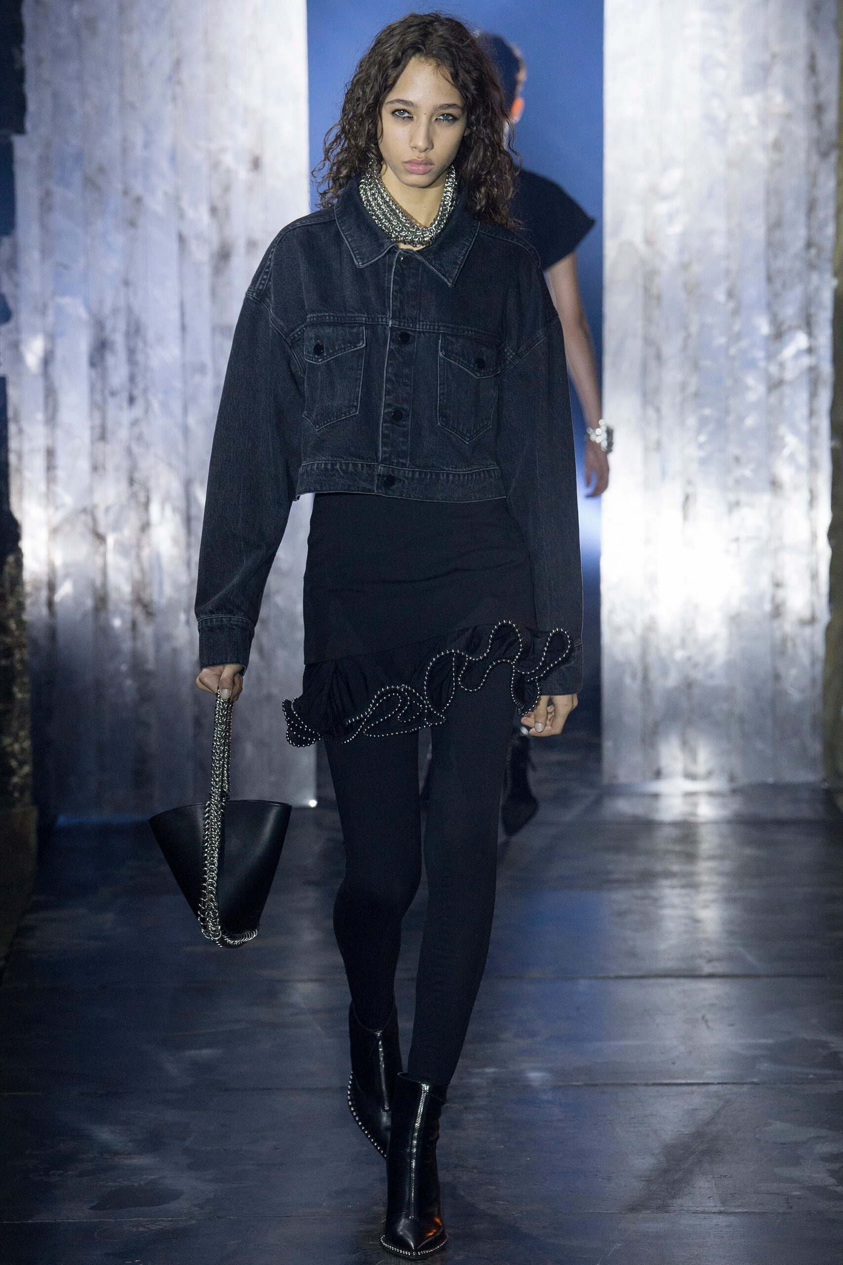 black denim long-sleeve collared oversized buttoned jacket