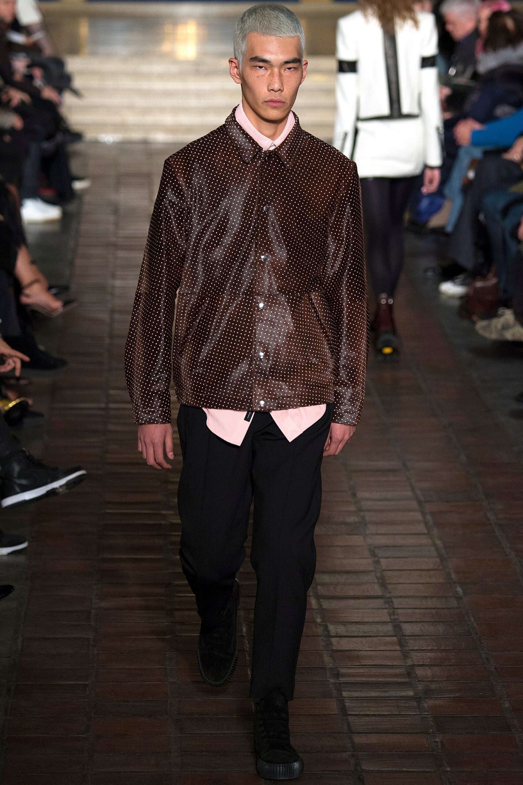 brown vinyl long-sleeve collared oversized zippered shiny jacket
