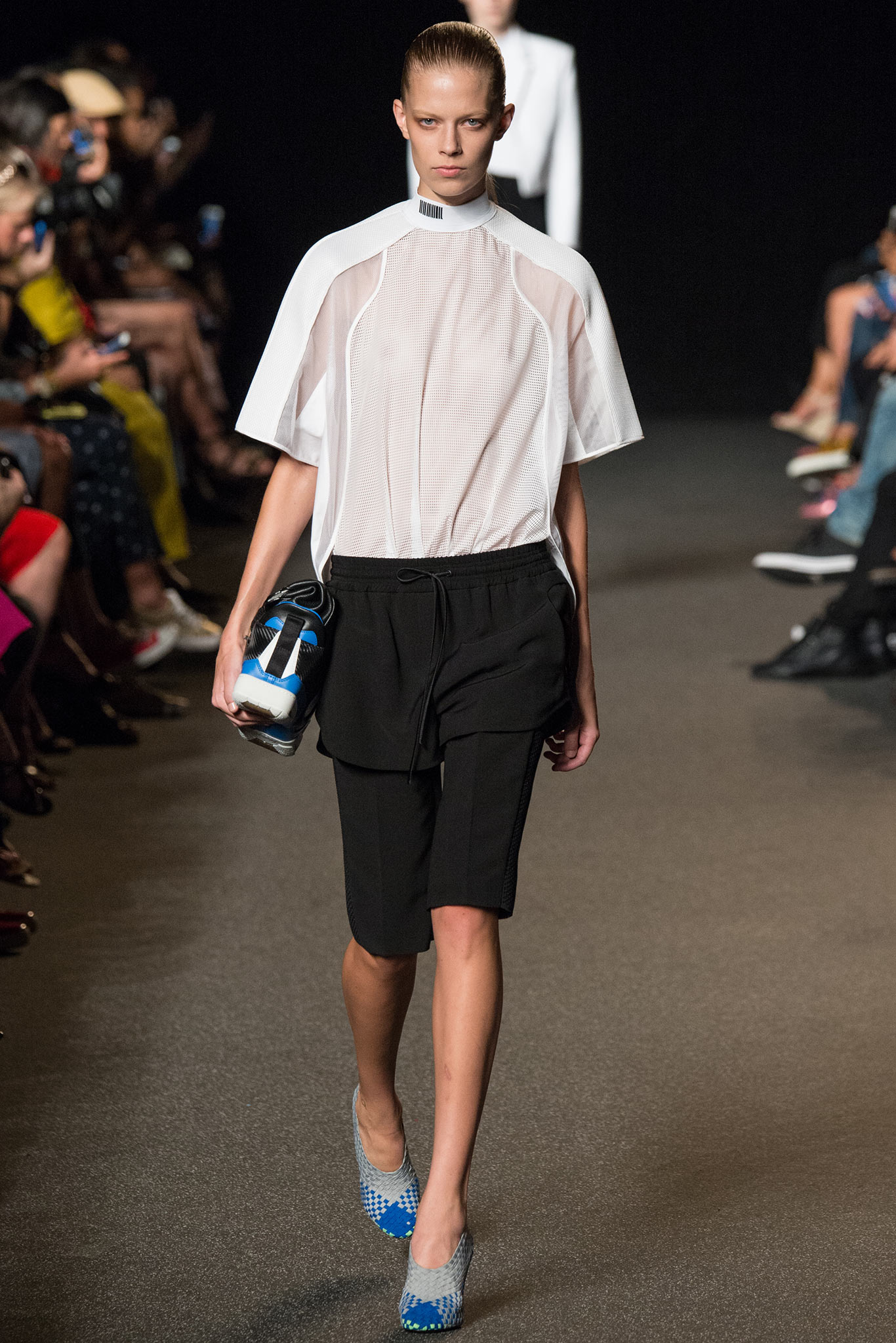 black cotton fitted zippered shorts