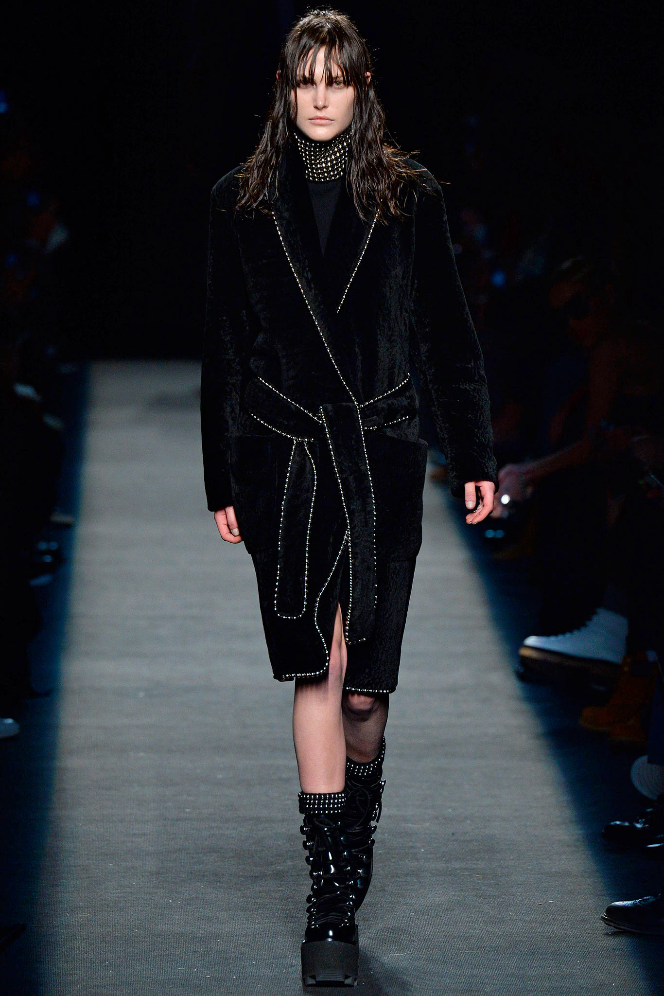 black velvet long-sleeve collared fitted belted pockets coat