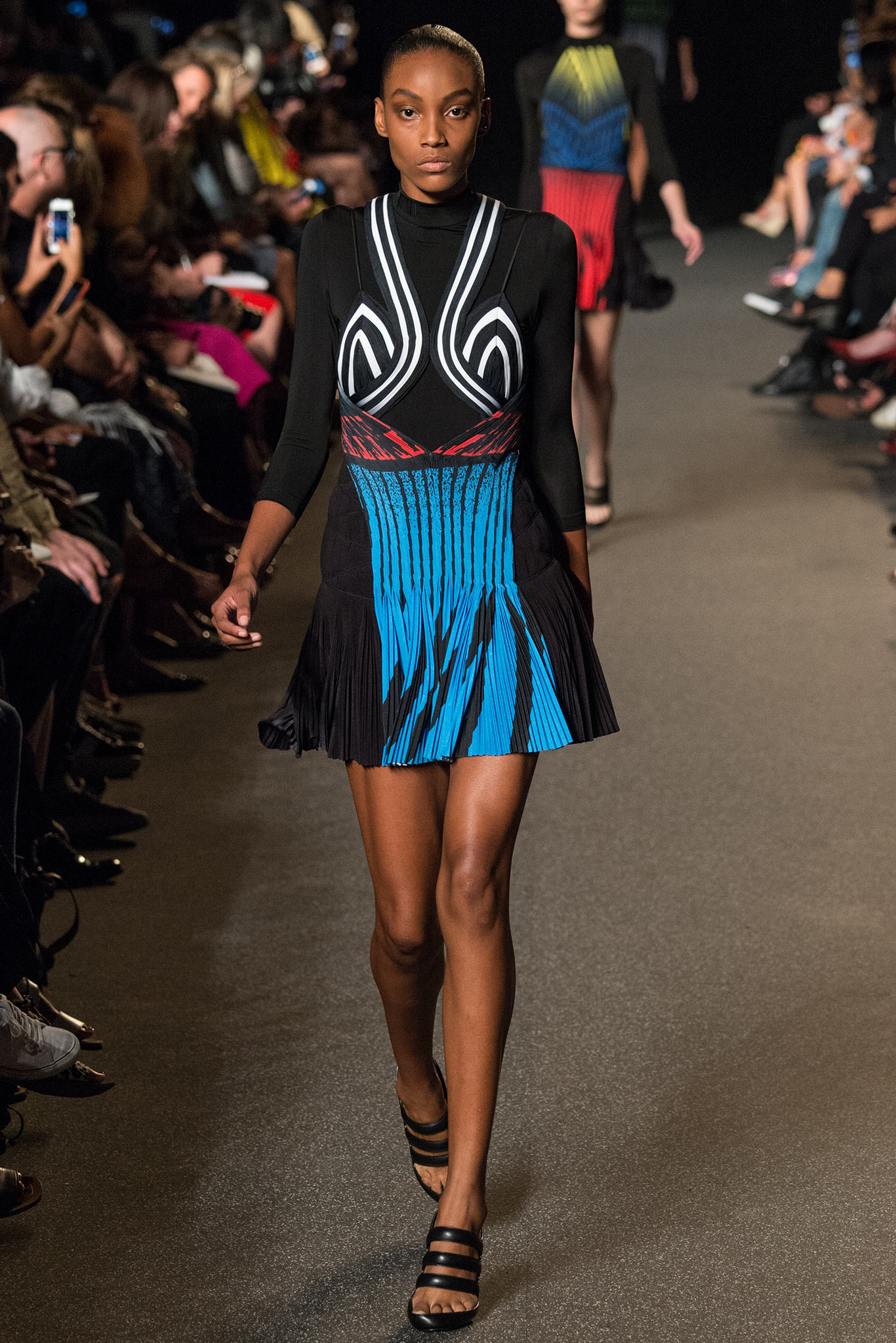 fitted color-blocked mini dress
