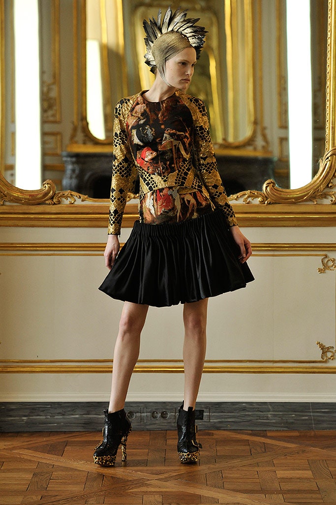 black and gold printed mini dress