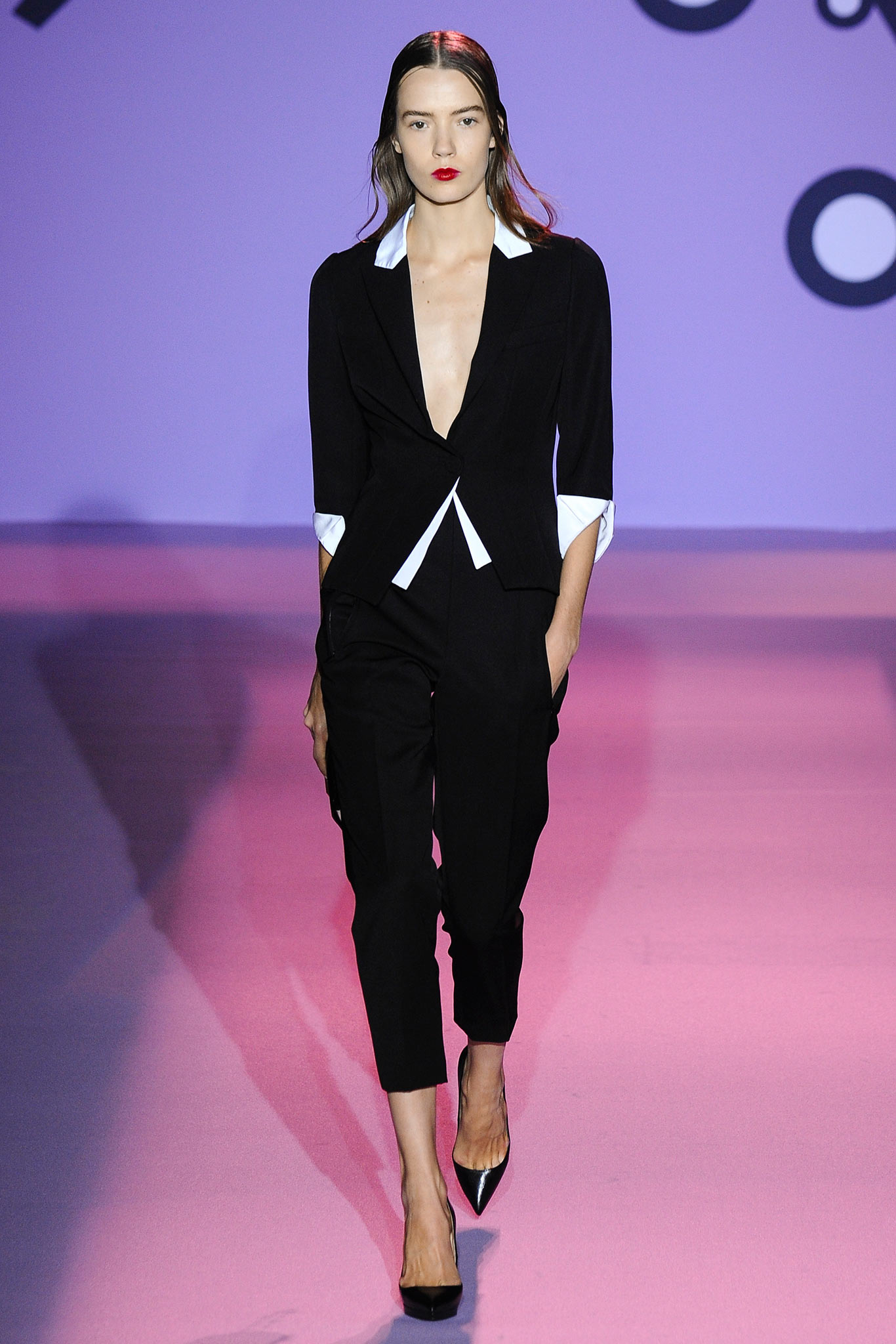 black fitted blazer and pants