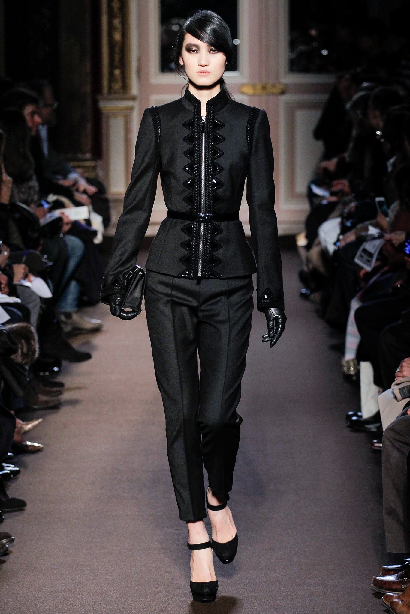 black leather padded shoes