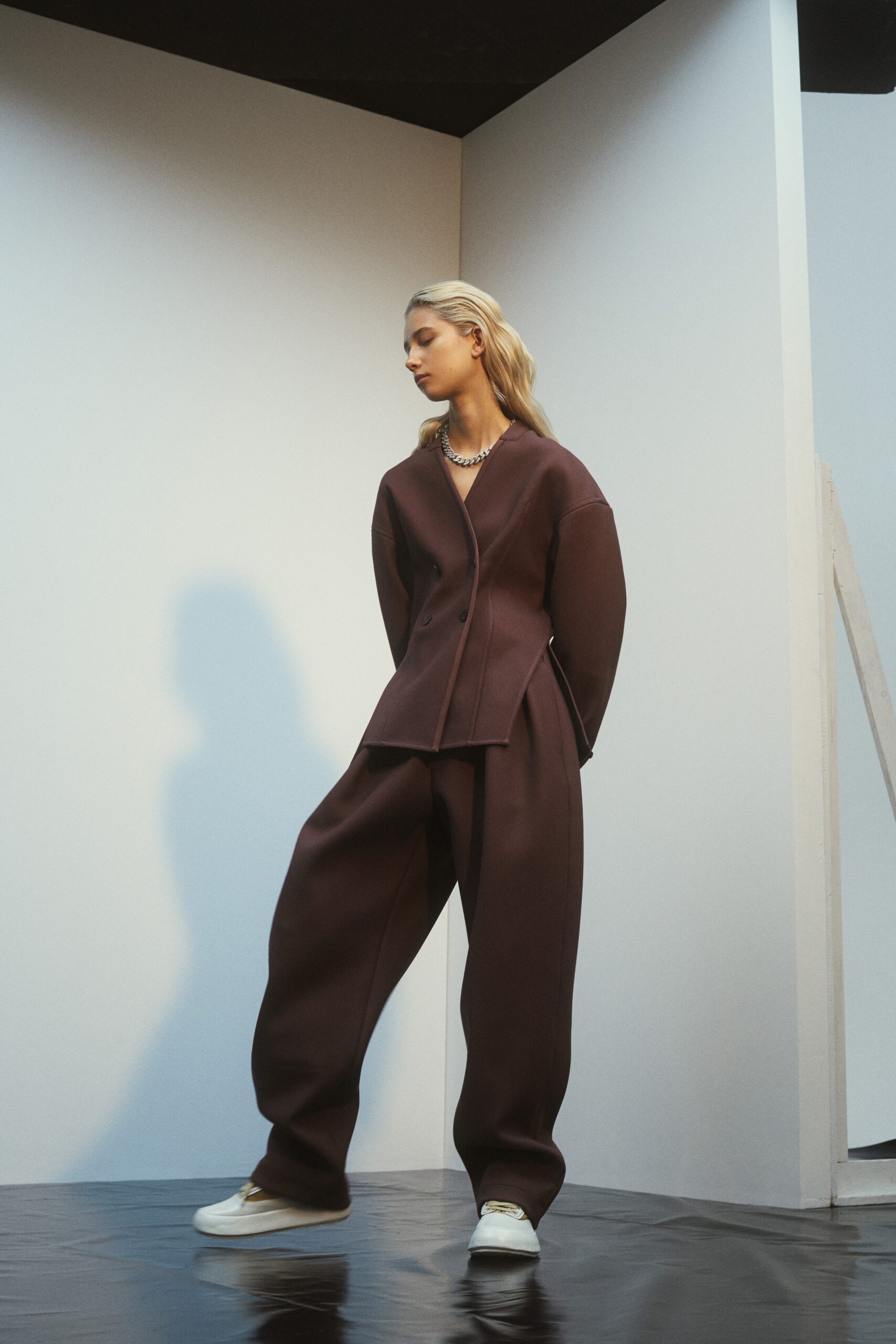 brown wool long-sleeve collared relaxed buttoned jacket