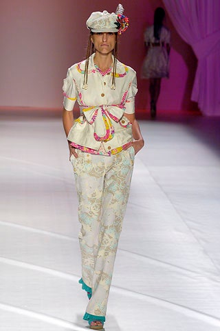 white cotton short-sleeve collared fitted embroidered belted top