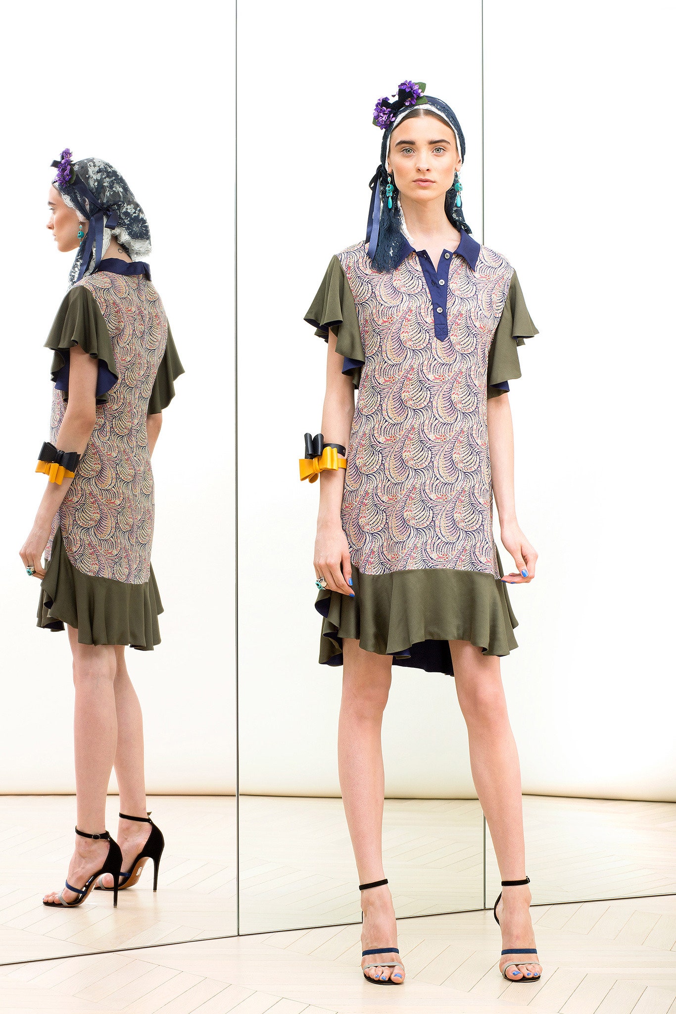 relaxed green printed mini dress