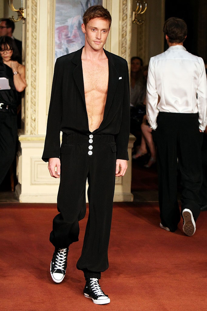 black relaxed shirt and pants