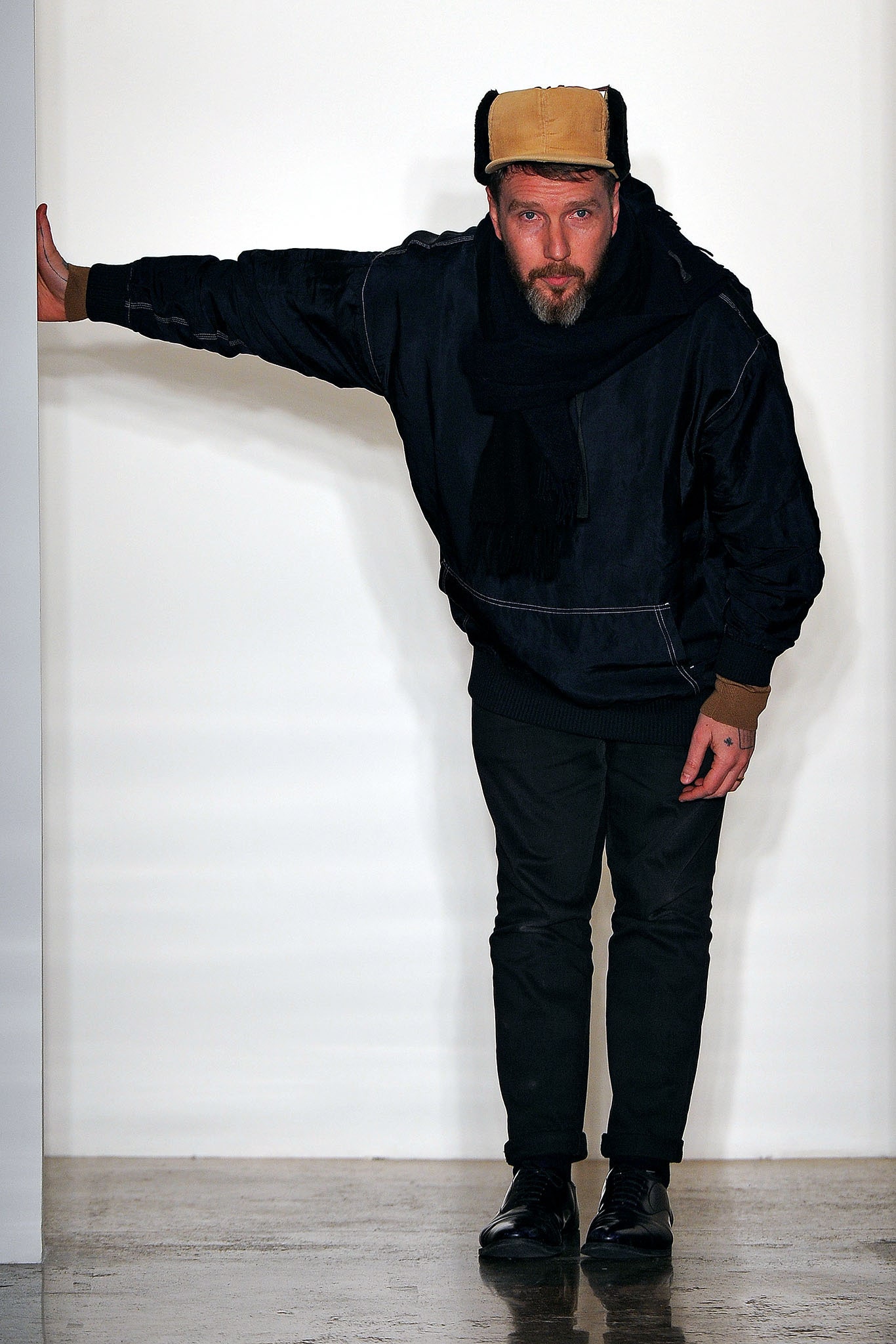 black relaxed jacket with pants