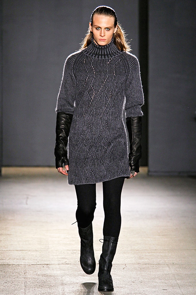 gray wool short-sleeve turtleneck fitted textured short dress