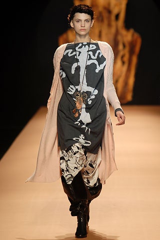 pink wool long-sleeve relaxed draped coat