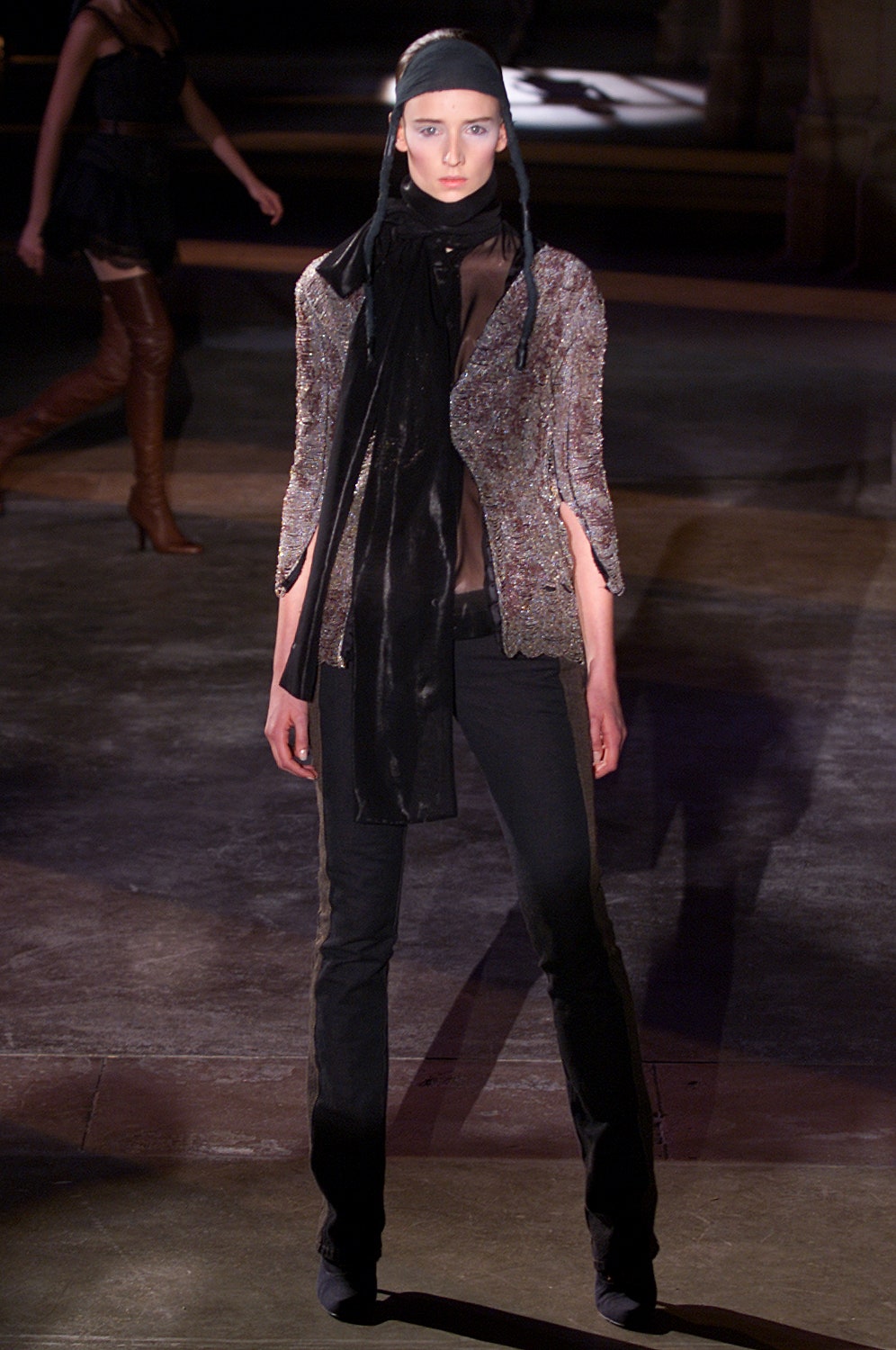 black silk long-sleeve v-neck fitted layered top