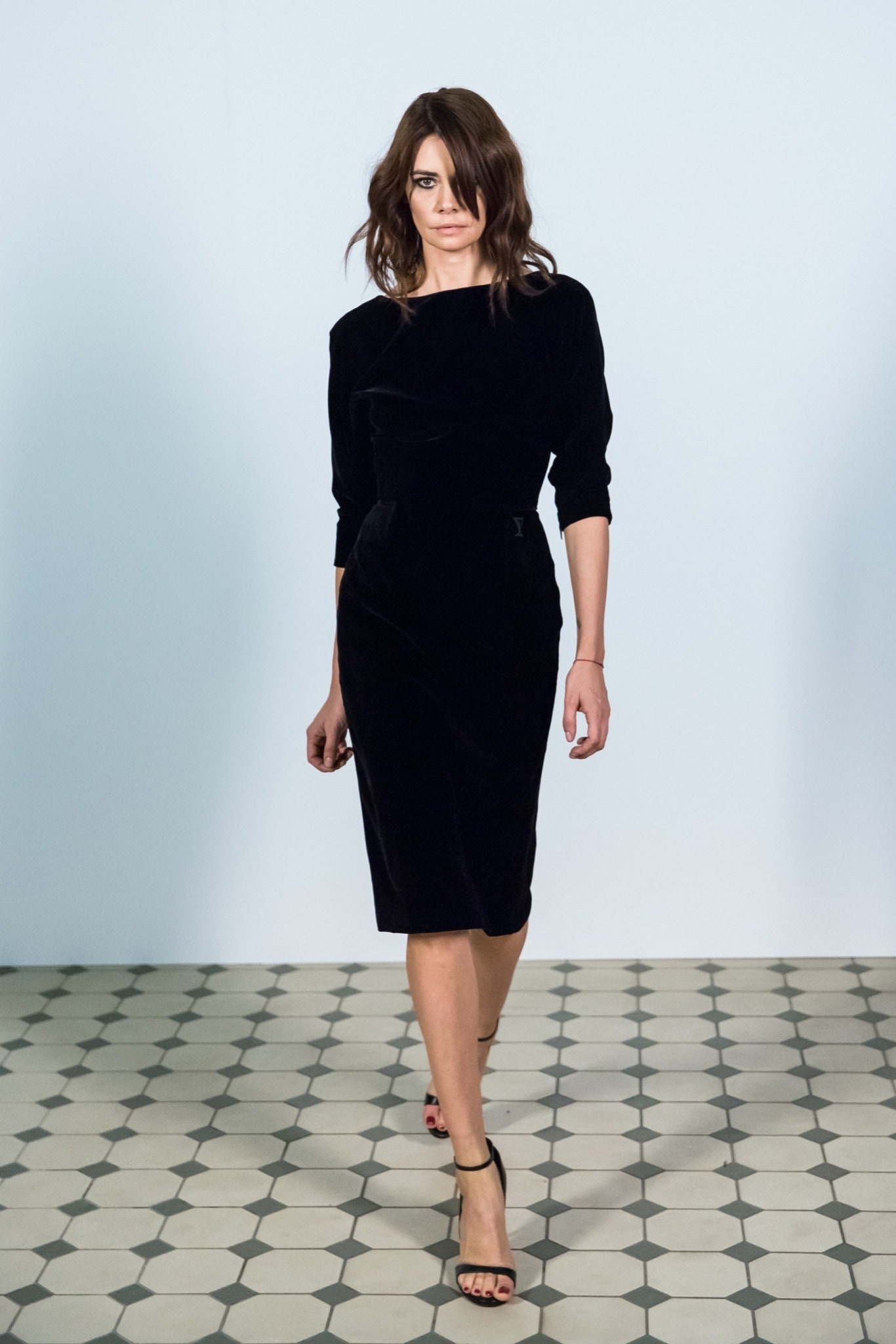 black velvet fitted midi dress