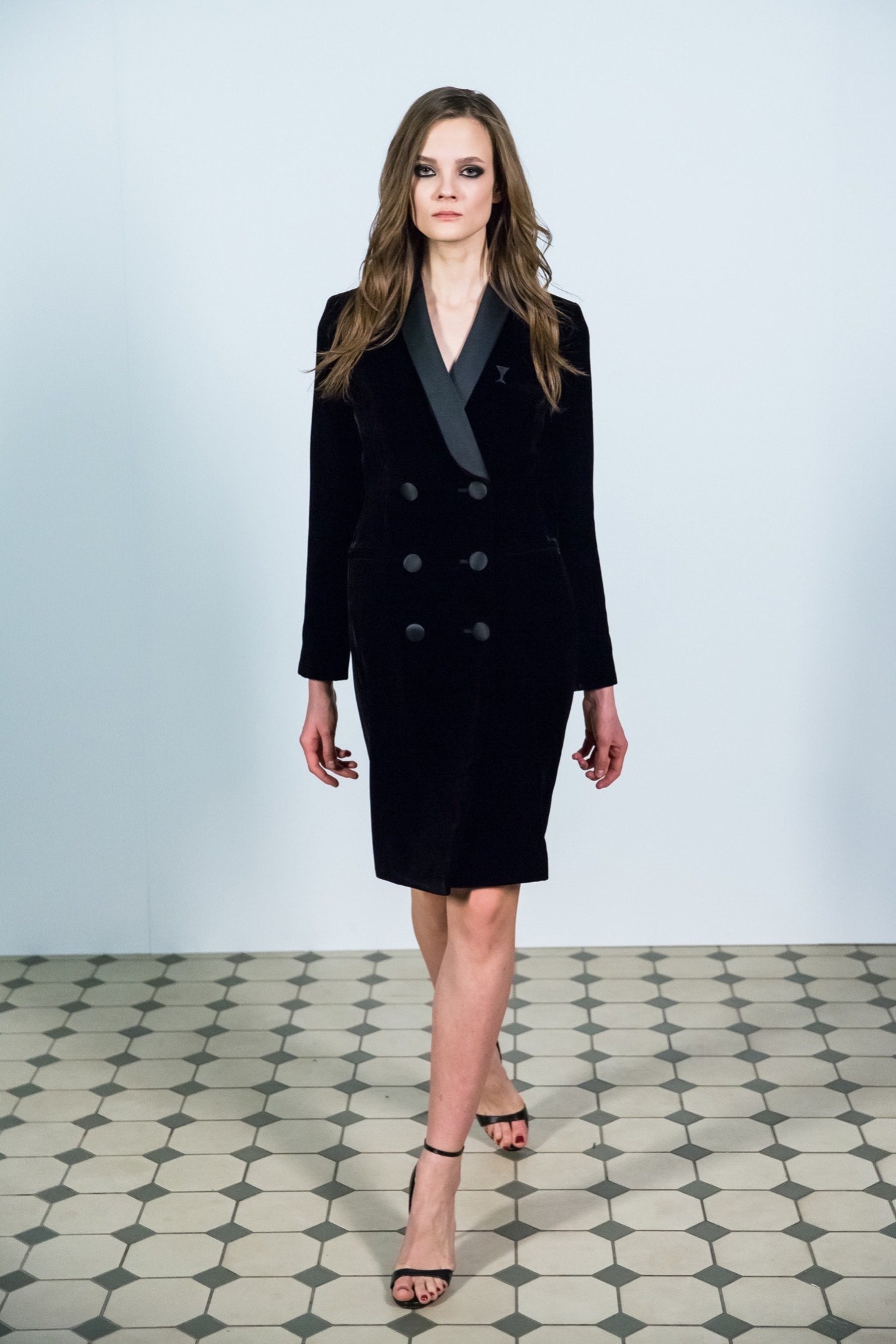 black velvet fitted dress