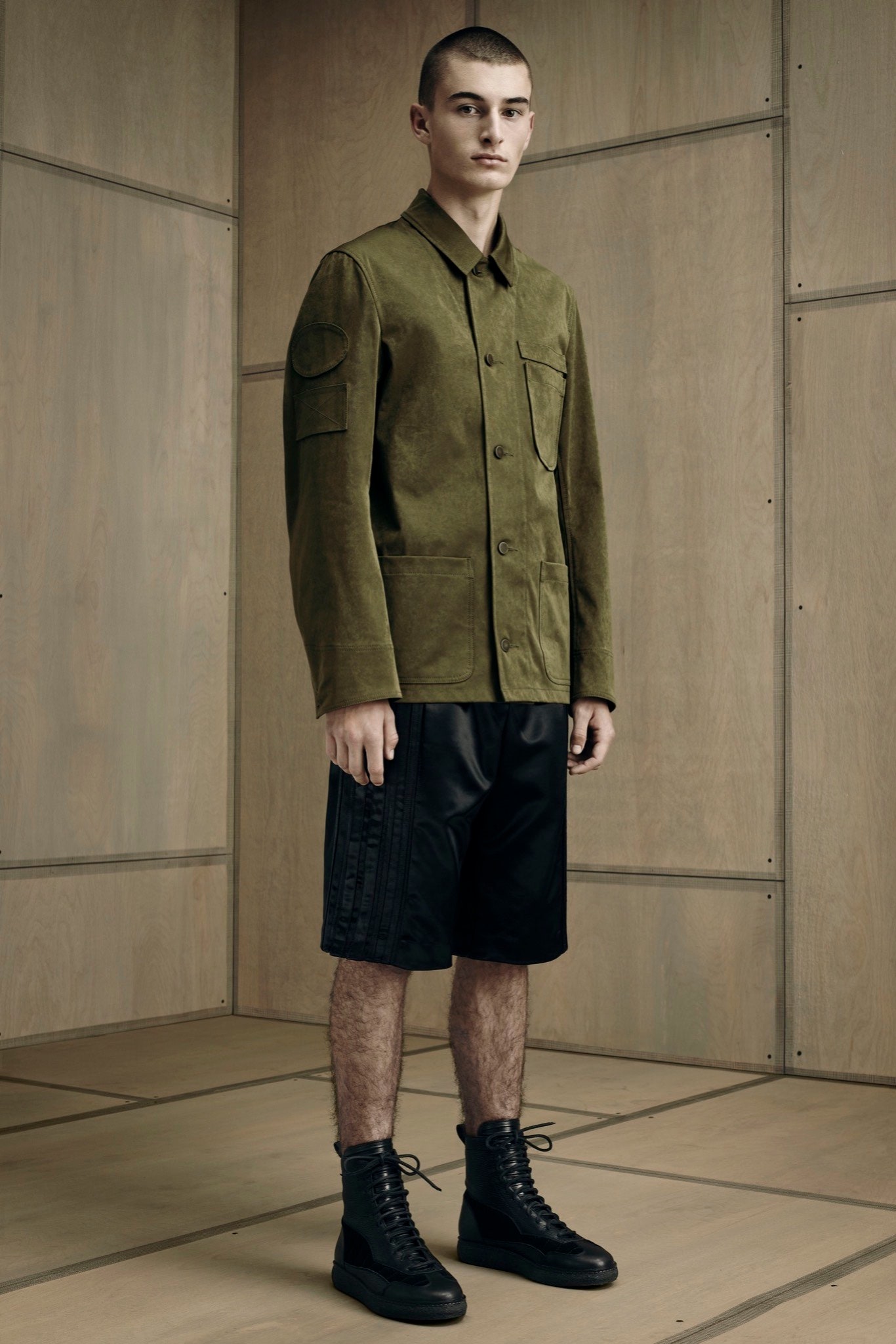 green suede long-sleeve collared relaxed buttoned pockets jacket