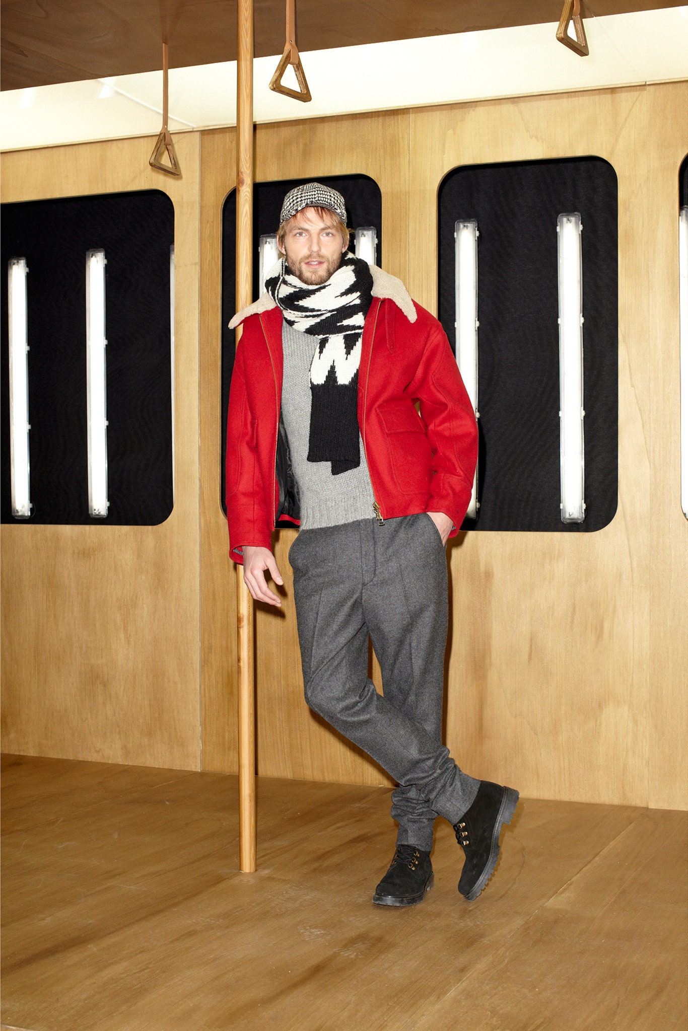 red wool long-sleeve collared fitted buttoned jacket