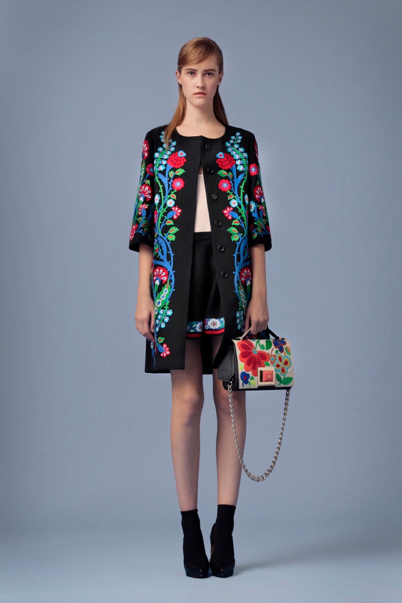 black cotton short-sleeve collared fitted embroidered coat