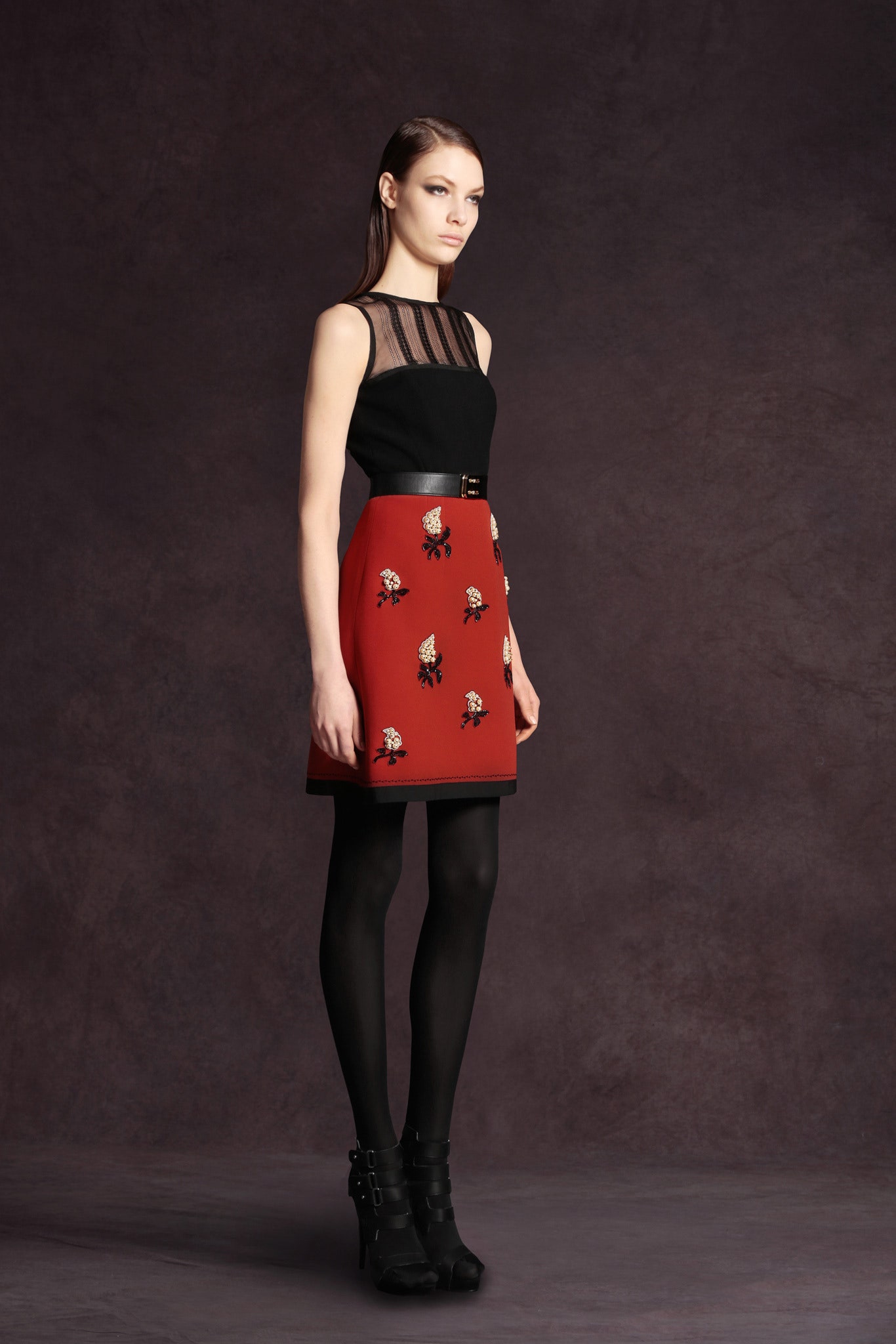 black and red pleated dress