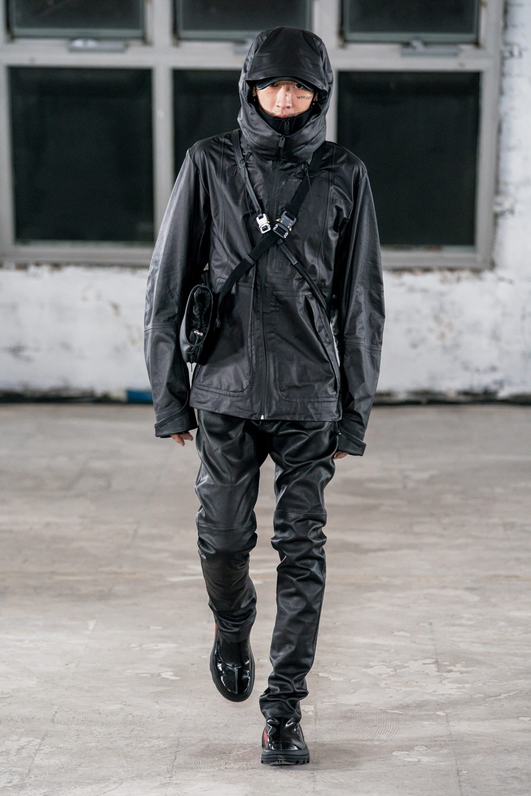 black leather long-sleeve hooded fitted zippered jacket