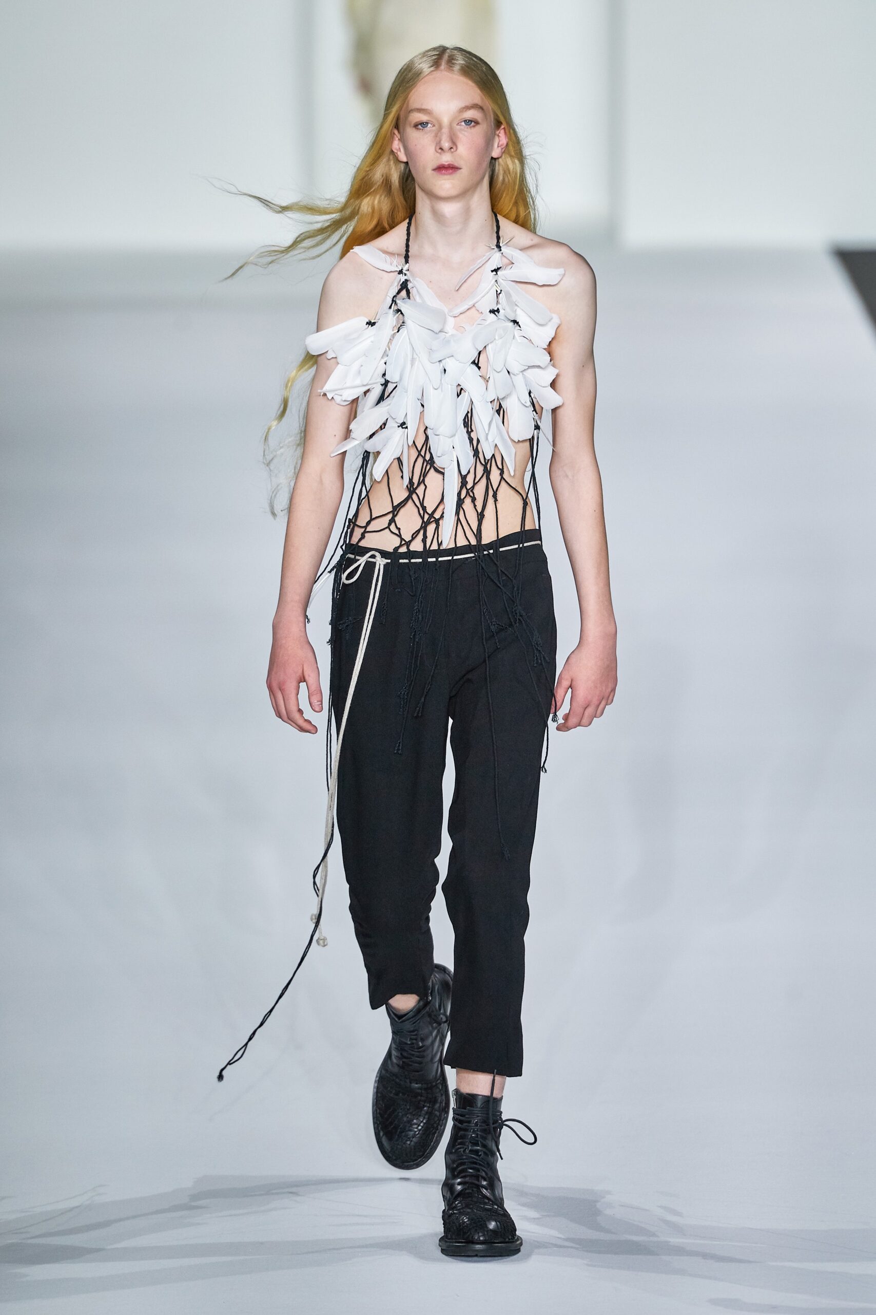 white feather sleeveless high-neck fitted layered top