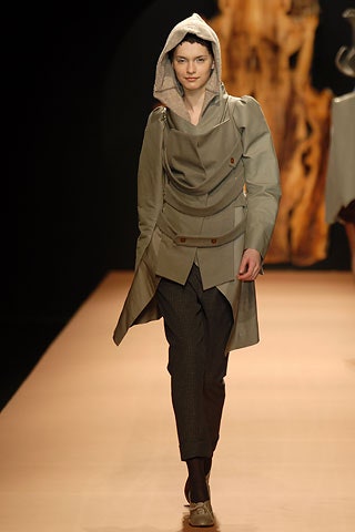 gray cotton long-sleeve hooded fitted draped buttoned coat