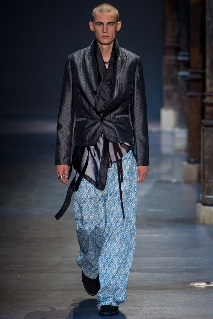 black silk long-sleeve collared structured buttoned jacket