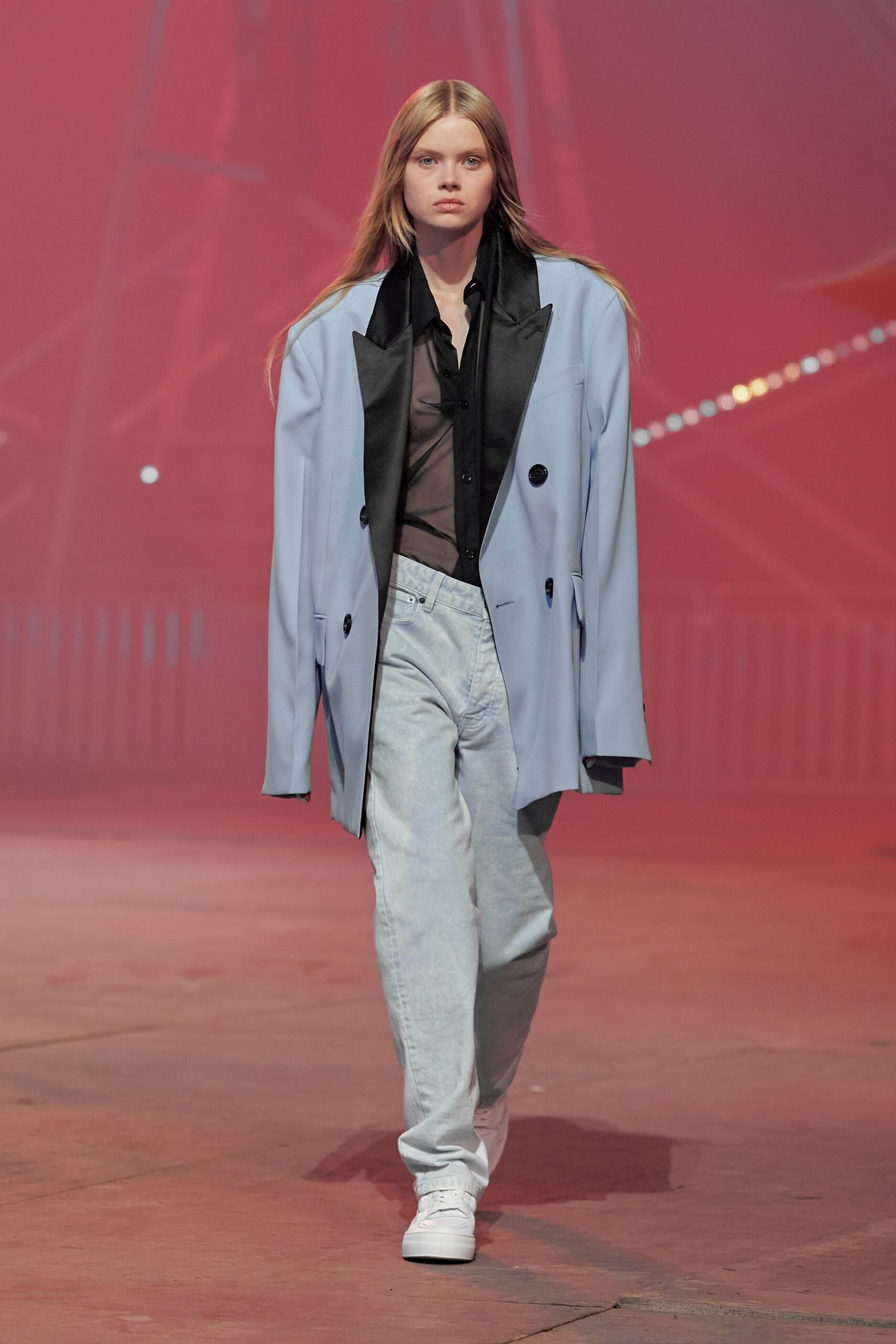 blue cotton long-sleeve collared oversized buttoned jacket
