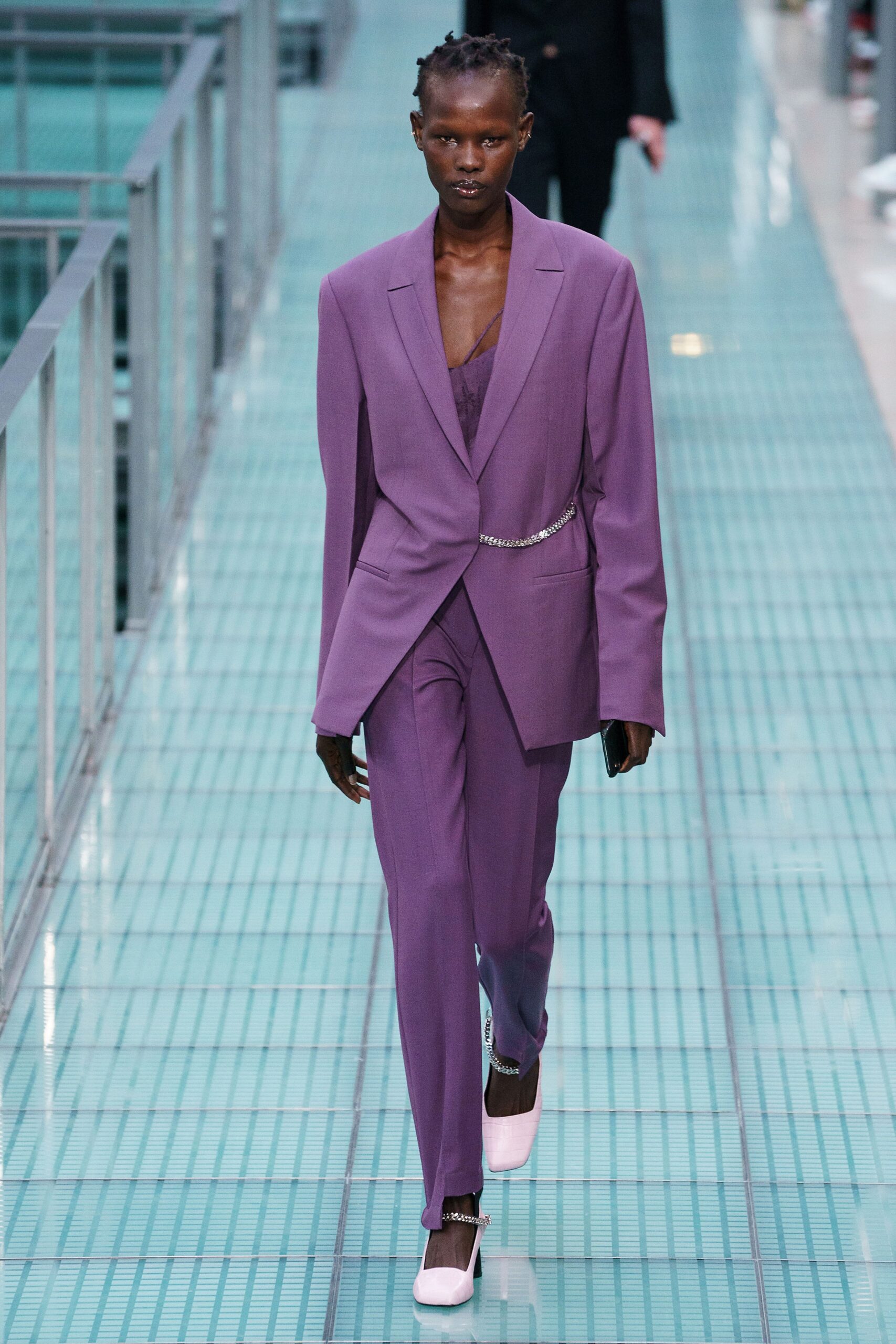 purple long-sleeve collared tailored buttoned suit