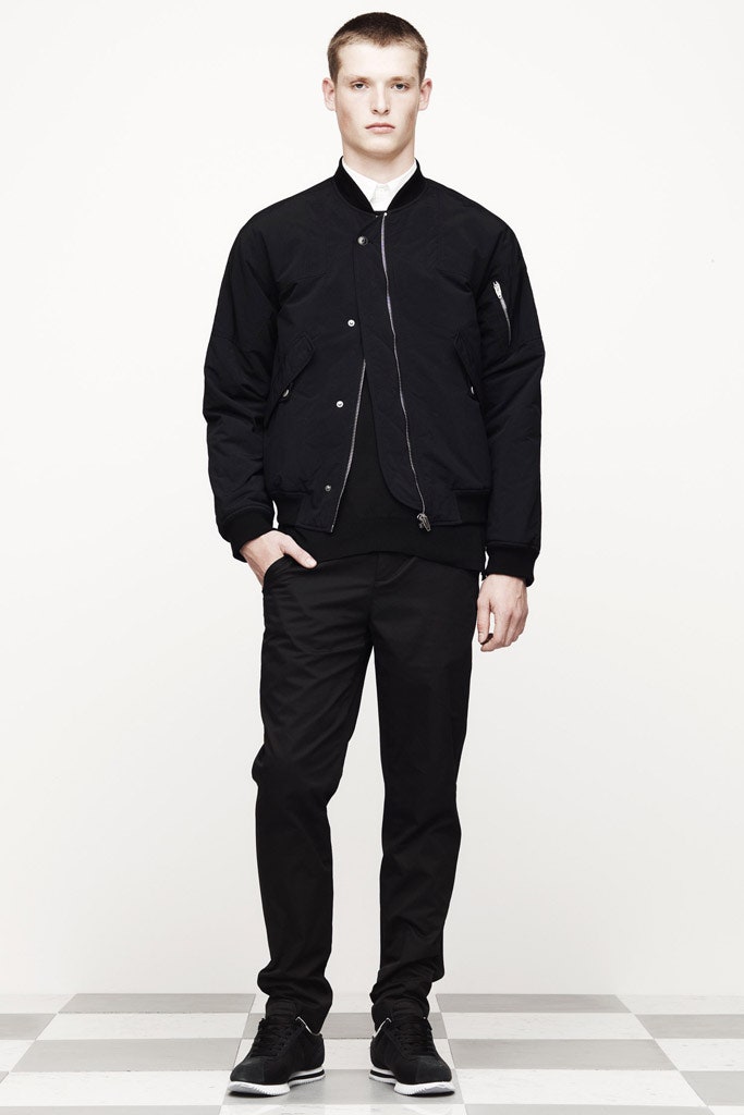 black cotton long-sleeve collared fitted zippered jacket